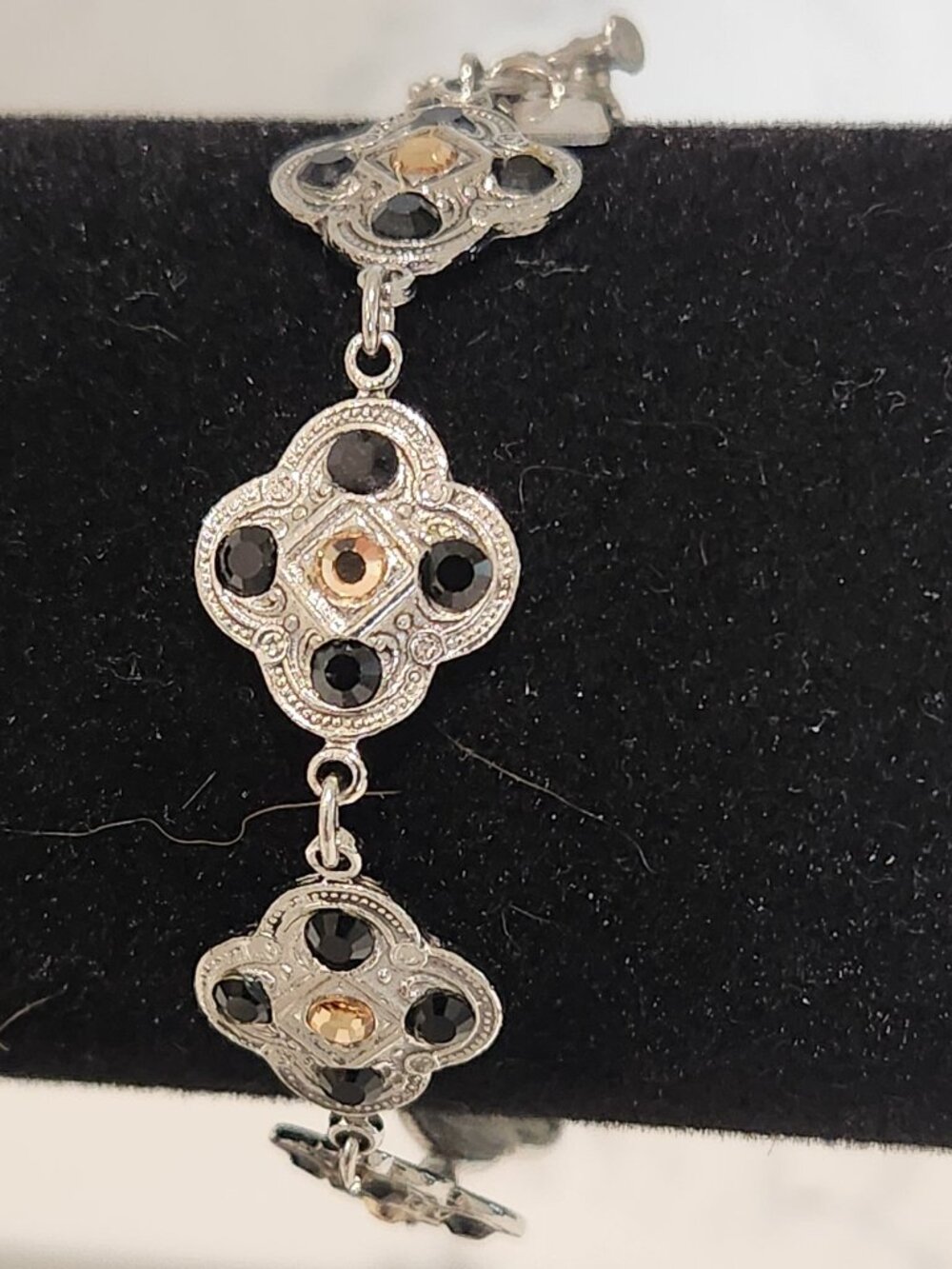 Vintage Two-tone Multi-motif Clover Link Bracelet